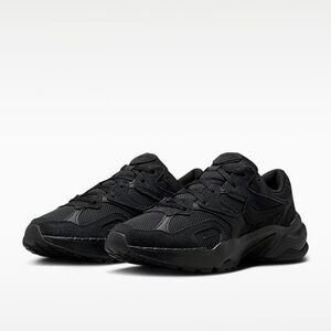 Nike AL8